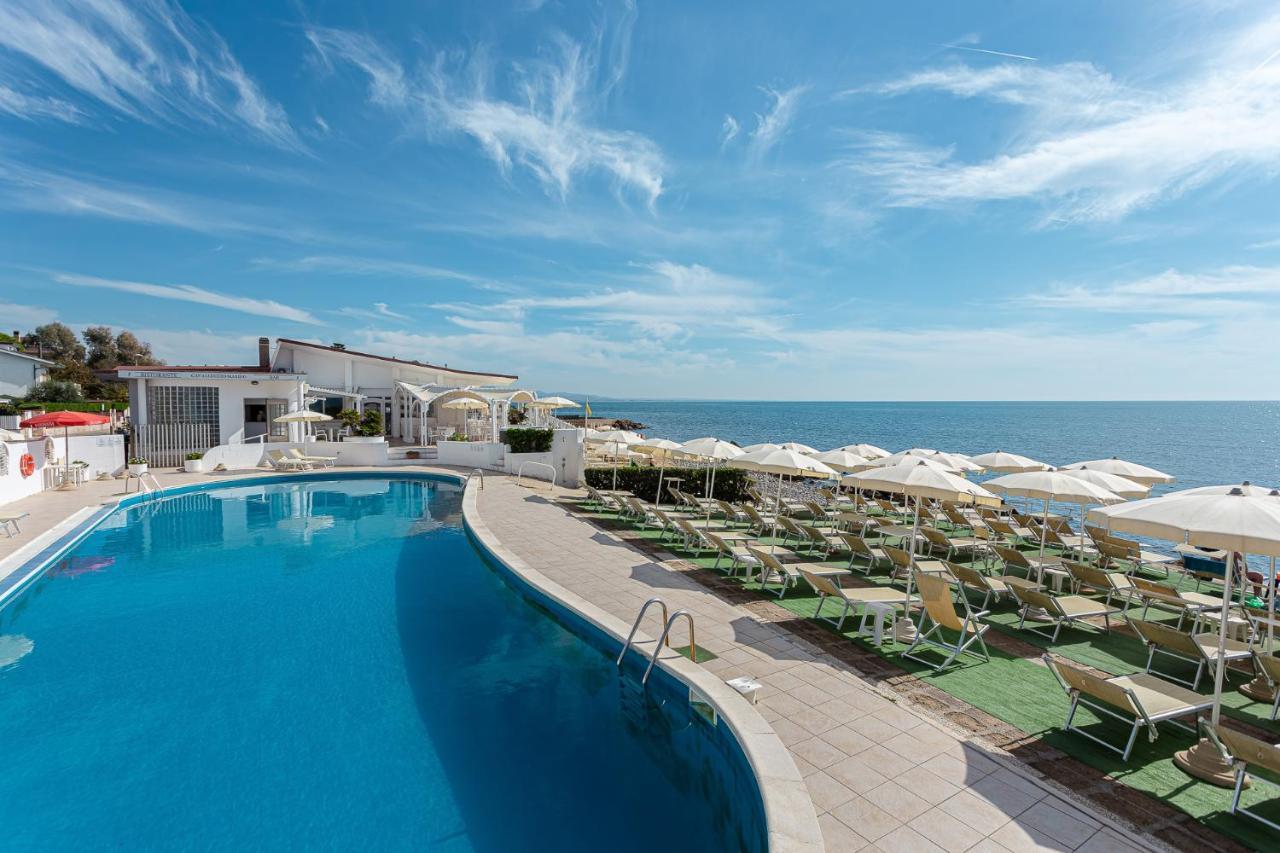 Hotel Cavalluccio Marino Santa Marinella Eksteriør bilde